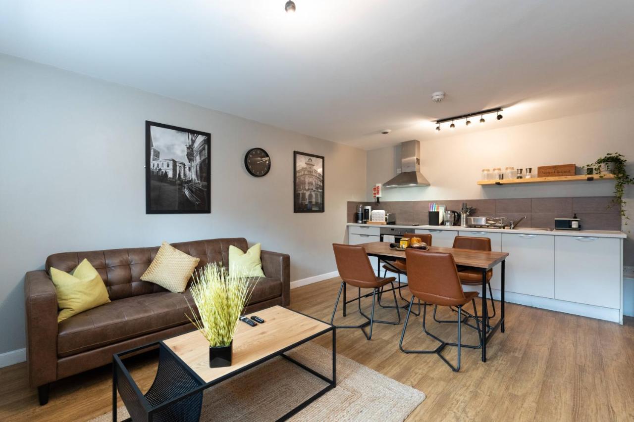 High Street Town House Aparthotel Manchester Exterior photo