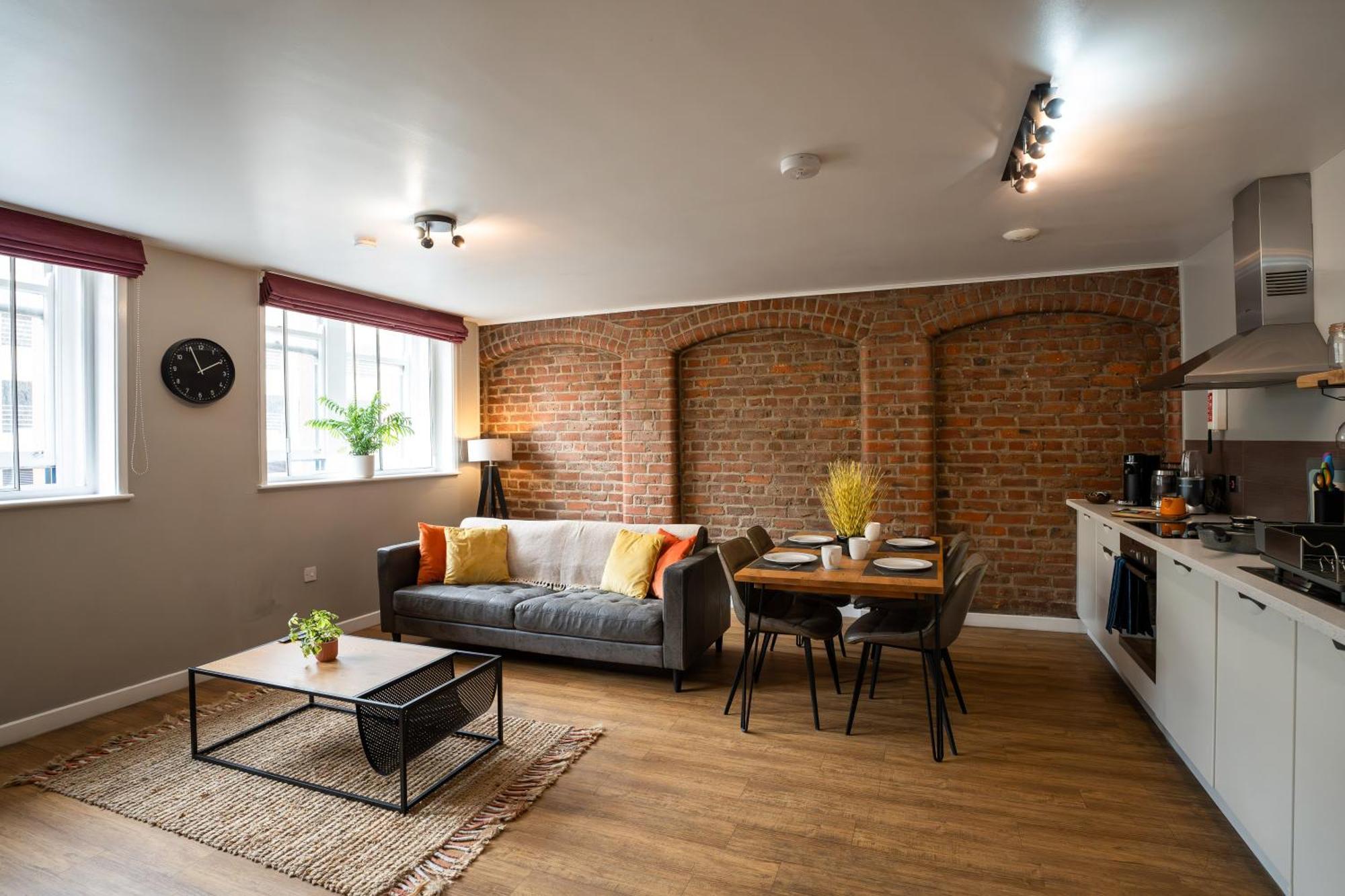 High Street Town House Aparthotel Manchester Exterior photo