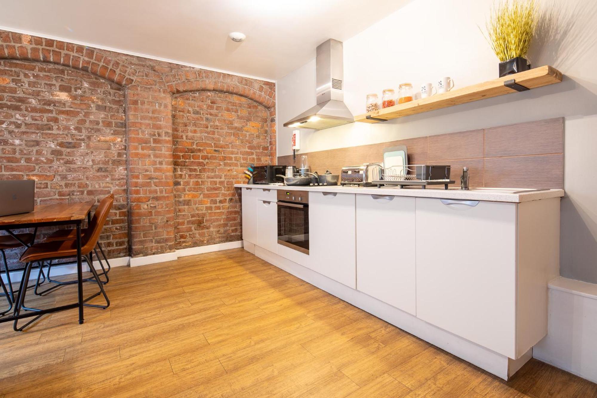 High Street Town House Aparthotel Manchester Exterior photo