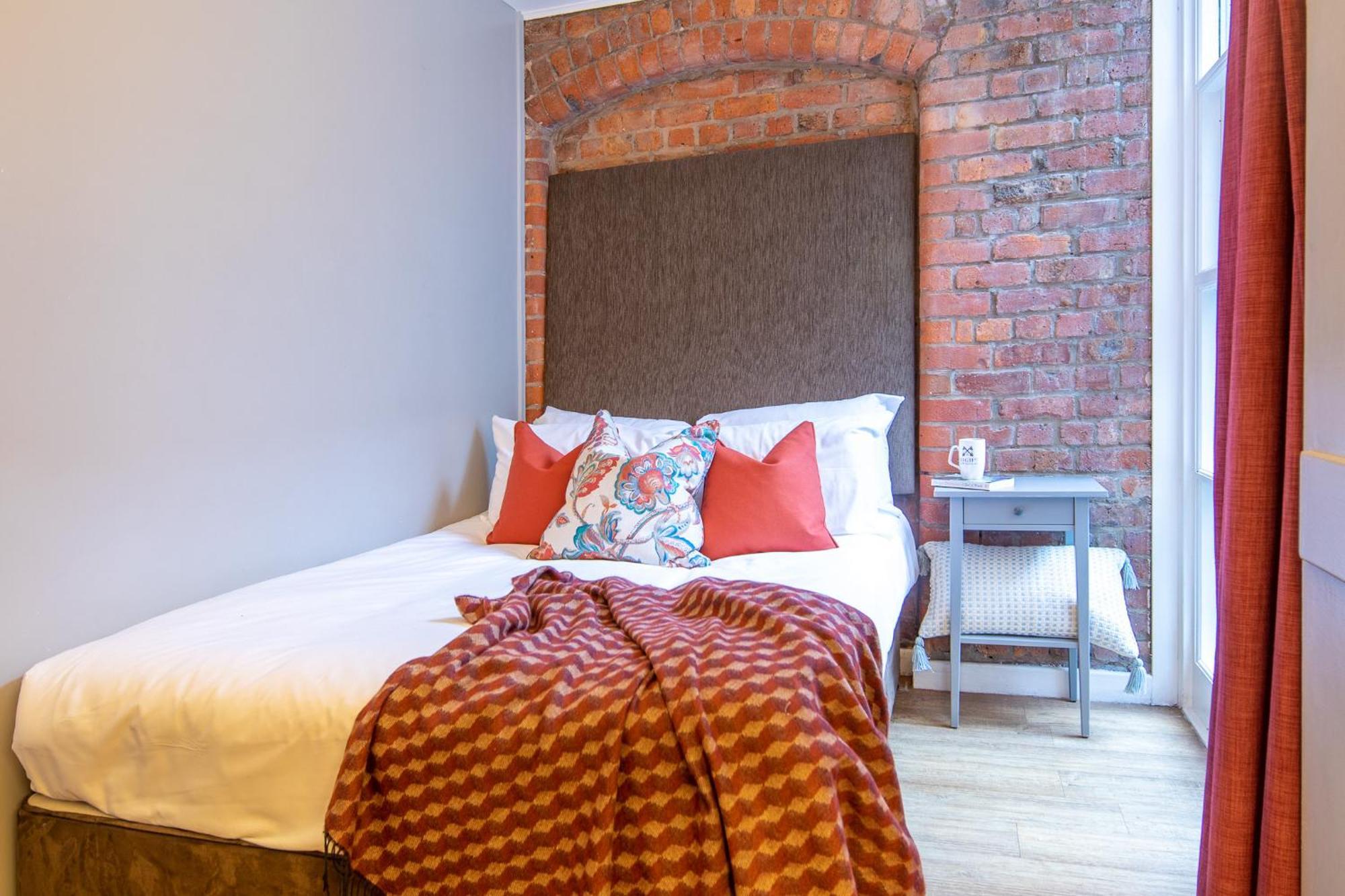 High Street Town House Aparthotel Manchester Exterior photo